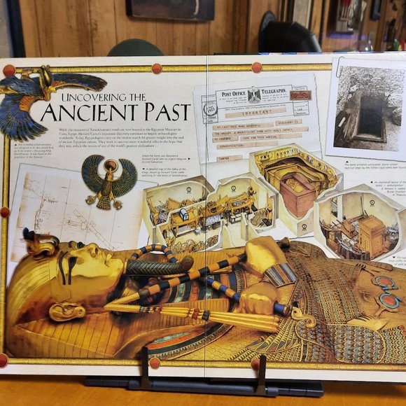 Hardcover Coffee-Table Book "Tutankhamun" with Four Jigsaw Puzzles - Picture 7 of 9